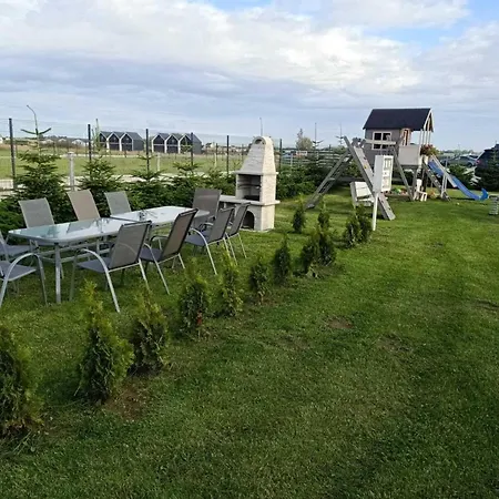 Comfortable Premium Class Apartment, Shared Swimming Pool, Гонски
