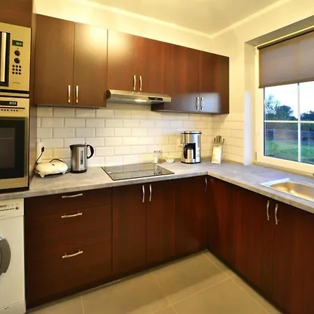 Comfortable Premium Class Apartment, Shared Swimming Pool, *