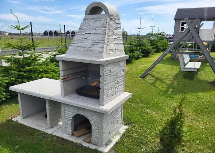 Comfortable Premium Class Apartment, Shared Swimming Pool, Appartement